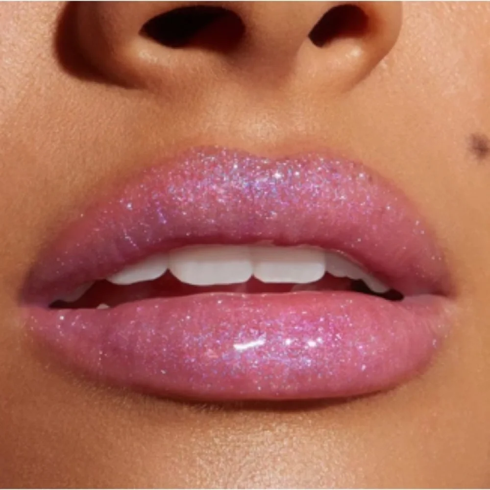 Too Faced Kissing Jelly Gloss Birthday Kiss